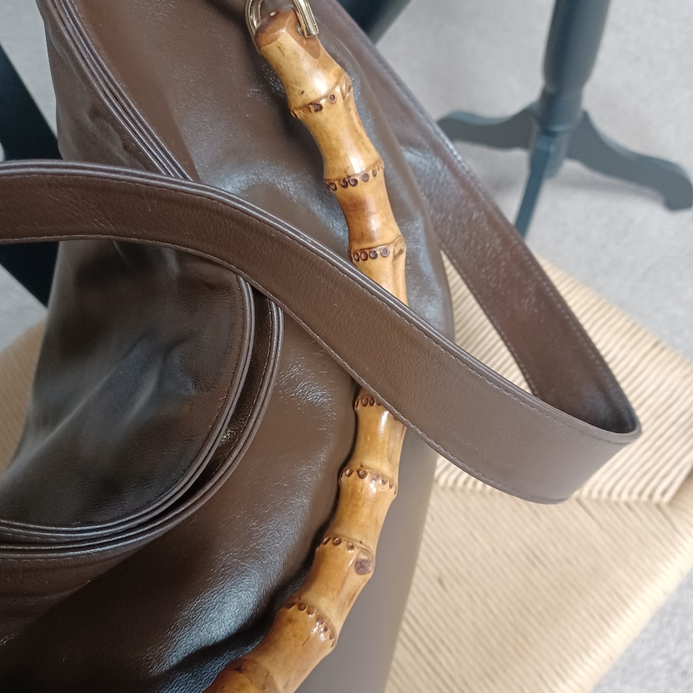 Gucci Classic Leather Bamboo Bag - Picture 10 of 16